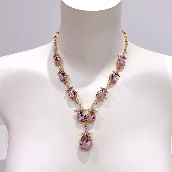 SET NECKLACE & EARRINGS Golden and Pale Pink. Brand New - Picture 5 of 6